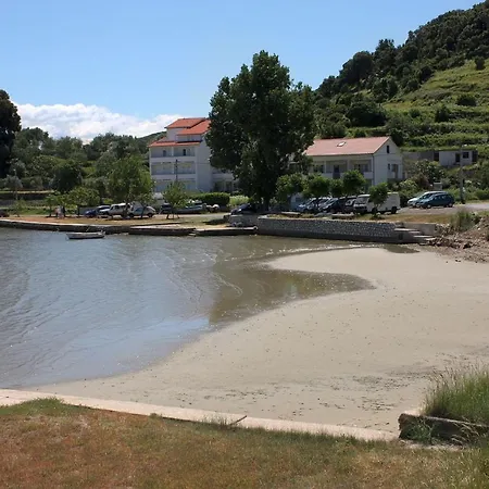 By The Sea - Donja, Rab - 2018 Apartment Supetarska Draga