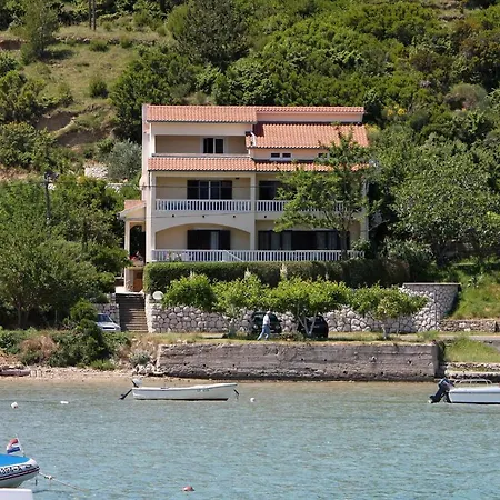 By The Sea - Donja, Rab - 2018 Hotel 2*